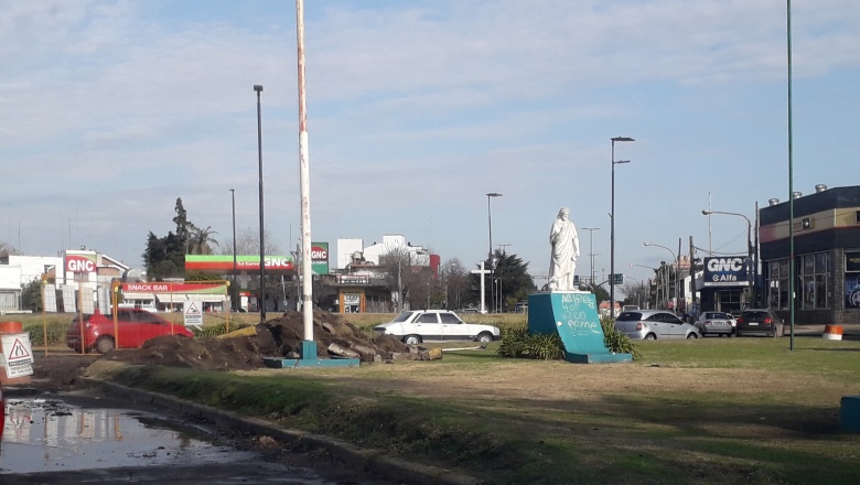 Desvío por obras de Metrobús en Curva Berraymundo