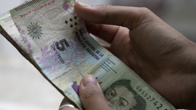 Los billetes de 5 pesos circulan hasta el 29 de febrero