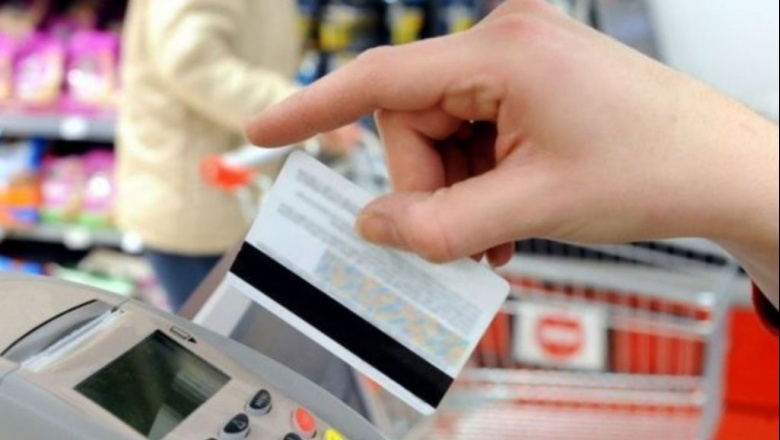 ¿Cómo denunciar por cobros adicionales con la tarjeta alimentaria?