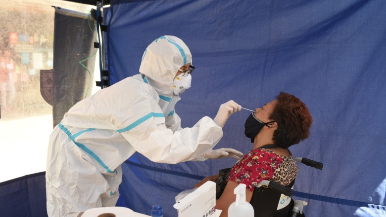 Se realizó operativo móvil de testeos rápidos de coronavirus en la Peatonal Monteagudo