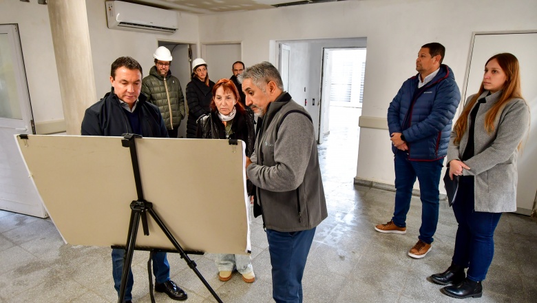 Watson verificó la obra del Centro de Atención Primaria de la Salud en La Esmeralda