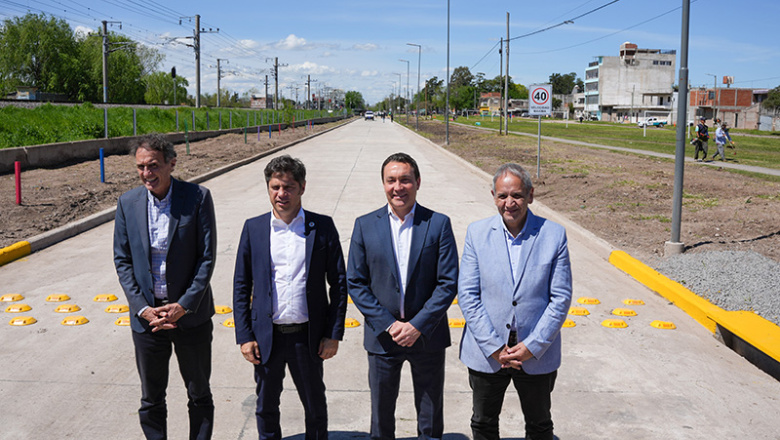 Nuevos asfaltos en Villa Argentina
