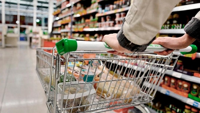 El consumo cayó casi un 40% en el Conurbano durante abril