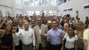 Daniel Scioli presentó su libro en Florencio Varela y ratificó que “otro camino es posible”
