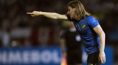 Beccacece: "Defensa está dando más del 100% y es para aplaudir"