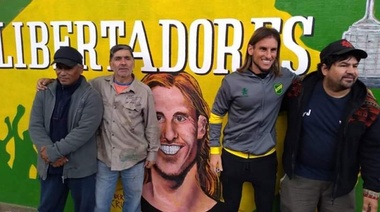 Beccacece conoció a su propio mural en Varela