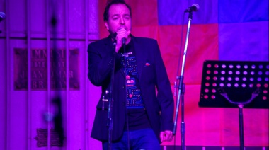 Gran show de Bruno Arias junto a la Orquesta Escuela de Florencio Varela