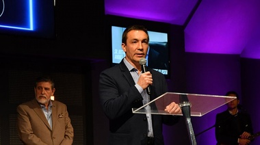 "Nos mueve el interés común, vivir en un país de pie y con trabajo genuino"