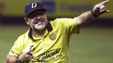 ¿Maradona tiene chances de dirigir a Defensa?