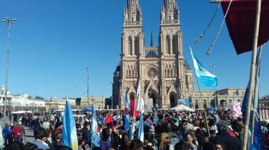 Varela declara de interés municipal la 45° Peregrinación Juvenil a Pie a Luján