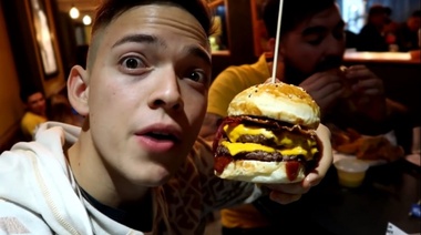 Youtuber latino descubrió la mejor hamburguesa en Varela