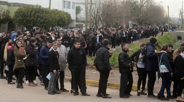 Para Vidal, la extensa fila de postulantes en Olmos no es por falta de trabajo sino "por estar interesados en estudiar para guardiacárcel".