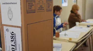 El ministro del Interior confirmó que hubo un porcentaje de participación electoral mayor al 75%