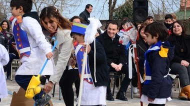 Escuelas de Varela homenajearon al General Don José de San Martín