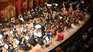 La Orquesta Escuela de Varela se presentó en el Teatro Colón