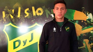 Lisandro Martínez criticó a Macri en redes sociales