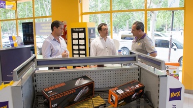 Municipio articula con pinturerías para fortalecer el “Mercado Activo”