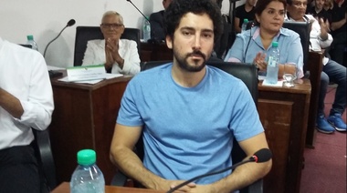 Monzó vendrá a Varela con un Alaniz corrido de la escena