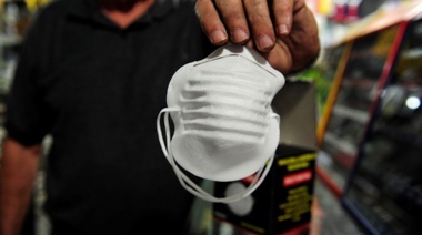 La Sociedad Argentina de Infectología desaconsejó el uso de barbijos para prevenir el coronavirus