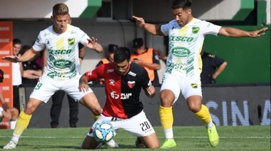 Defensa y Justicia empató 0-0 ante Colón en Varela
