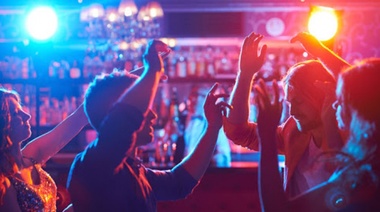 Clausuran local nocturno y fiesta privada en Florencio Varela 