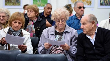 El gobierno anunció aumento a jubilados y medicamentos gratis