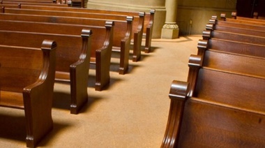 Pascuas: La Iglesia "libera del cumplimiento" de concurrir a misa