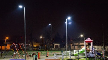 Recambio de luminarias en Villa del Plata, Km.26, La Esmeralda y Bosques