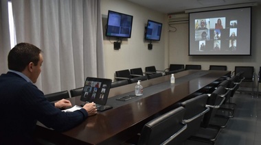 Watson tuvo una reunión virtual con vecinos de Villa del Plata