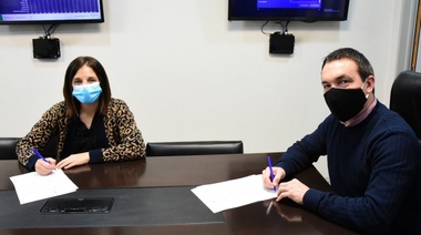 Watson firmó un convenio con Nación para asistencia alimentaria en Varela