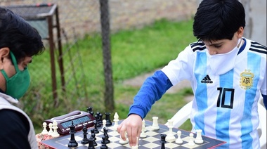 Agustín Duarte, de 9 años, campeón de América en ajedrez