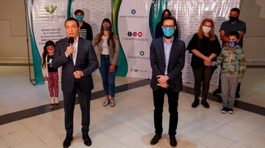 Watson entregó viviendas junto al presidente Alberto Fernández