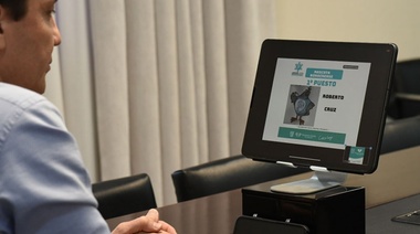 Watson encabezó la ceremonia de premiación de los Juegos Bonaerenses