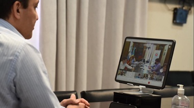 Kicillof e intendentes bonaerenses analizaron la evolución de la pandemia en la provincia