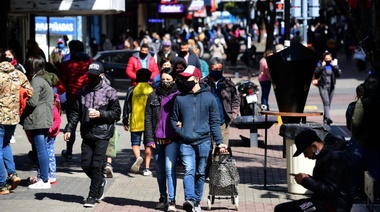 Alarmante aumento de casos: “Si seguimos así, la segunda ola podría llegar mucho antes”, afirmó el ministro de Salud