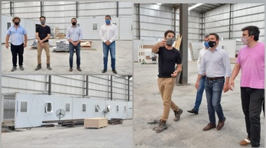 Watson recorrió la empresa varelense seleccionada para construir hospitales modulares