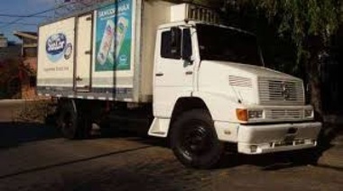 Tiros y persecución tras el robo de un camión en la región