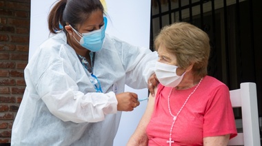 Comienza la vacunación contra el Covid-19 a mayores de 70 años en Provincia