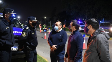 Watson, presente en el control vehicular en Av. Thevenet y Ruta N° 36