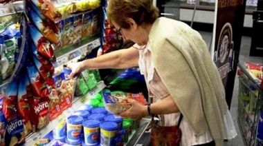 El gobierno anunciaría bono para jubilados y pensionados que cobran la mínima