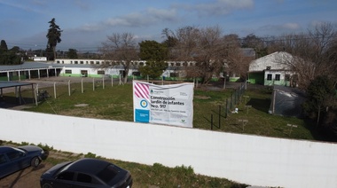 Comenzaron las construcciones de cuatro nuevos jardines municipales en Varela