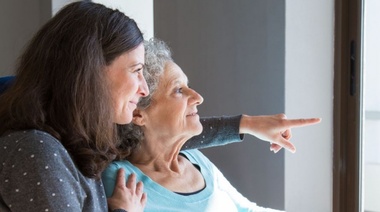 El Gobierno oficializó la medida que reconoce aportes jubilatorios por el cuidado de los hijos