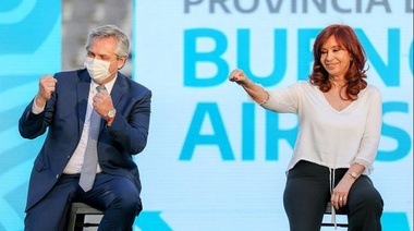 Alberto y Cristina presentan a sus precandidatos del Frente de Todos en un acto en Escobar