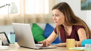 Se lanza un programa de inserción laboral de jóvenes en pymes