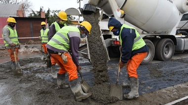 Planifican nuevas obras en Varela: pavimentación y colocación de luminarias LED para Ricardo Rojas, Bosques Centro, Villa Vatteone y Don Orione
