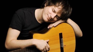 Nahuel Pennisi nominado en los Grammys