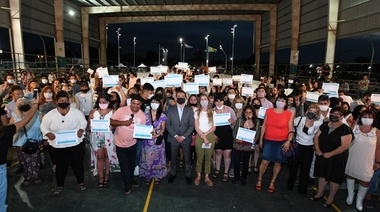 Andrés Watson y Agustina Vila encabezaron el acto de colación FinEs 2020-2021