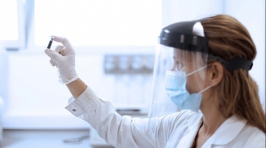 Nueva decisión: Argentinos y residentes con esquema completo no deberán presentar PCR al ingresar al país