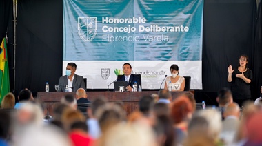 Con la obra pública y la promoción industrial como ejes centrales Andrés Watson inauguró las sesiones ordinarias del HCD