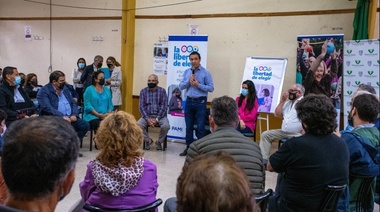 PAMI: Watson y Volnovich presentaron el programa "Libertad para elegir"